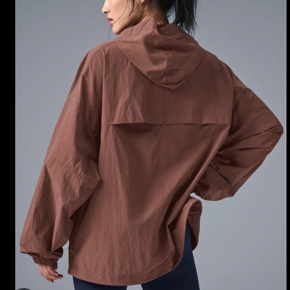 ALO Yoga Vantage Ripstop Jacket - Chestnut